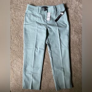 White House Black Market Perfect Form Straight Crop Tailored Work Pant (size 2)